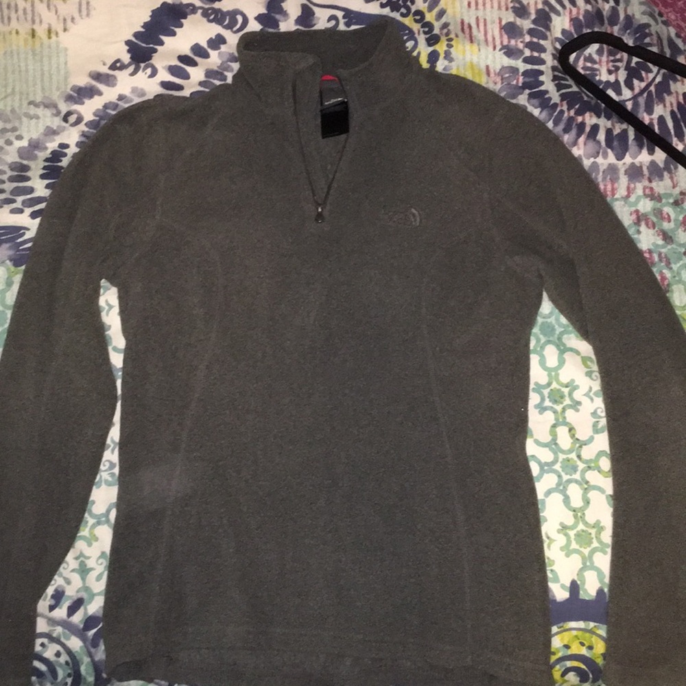 Grey Women’s North Face Fleece Pullover